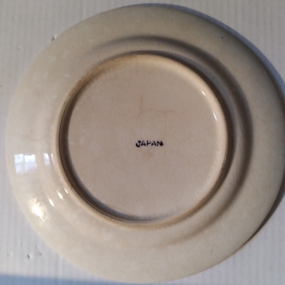 Blue Willow Antique Saucer - Picture 8 of 9